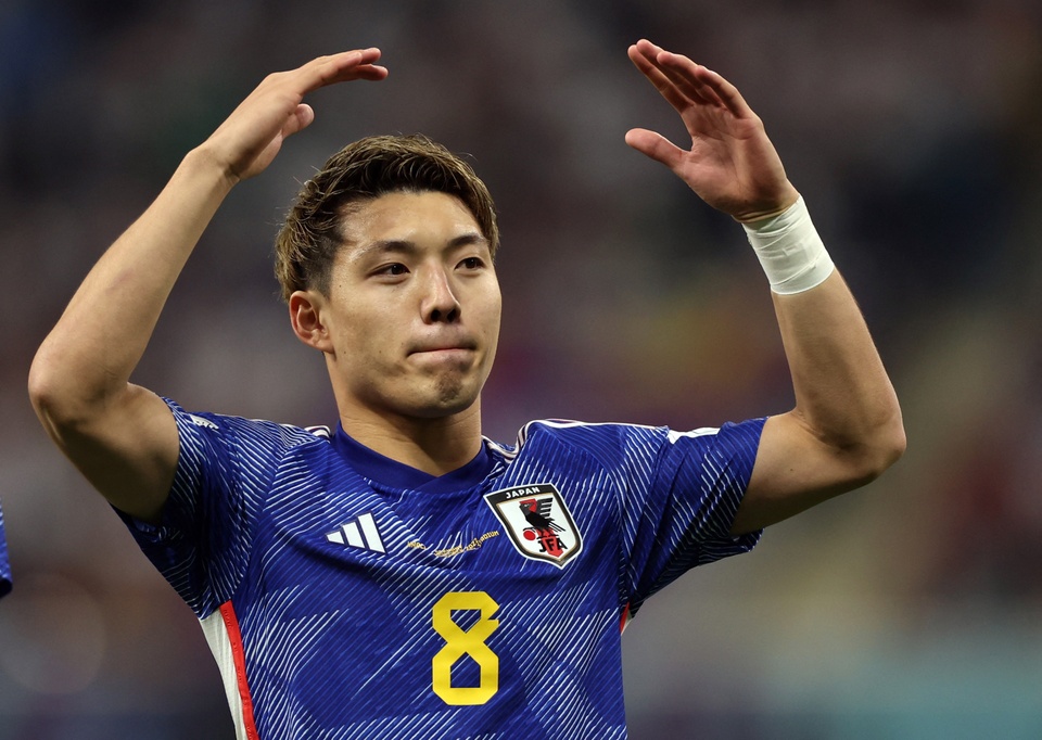 Tiền vệ Nhật Bản – Ritsu Doan tỏa sáng khi vừa ra sân thay thế cho Ao Tanaka.