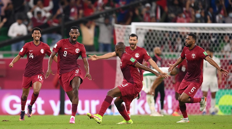 Chủ nhà Qatar liên tục thất bại trước vòng bảng World Cup 2022.