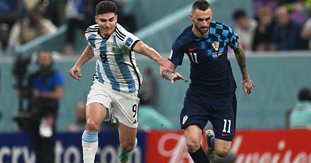 Sau trận bán kết ở kỳ World Cup 2022, người hùng trẻ của Argentina gọi tên Julian Alvarez.