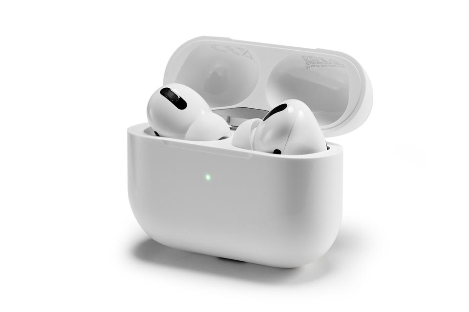 Apple dự kiến sẽ cho ra dòng Airpod Lite có giá thành rẻ hơn các dòng AirPods khác.